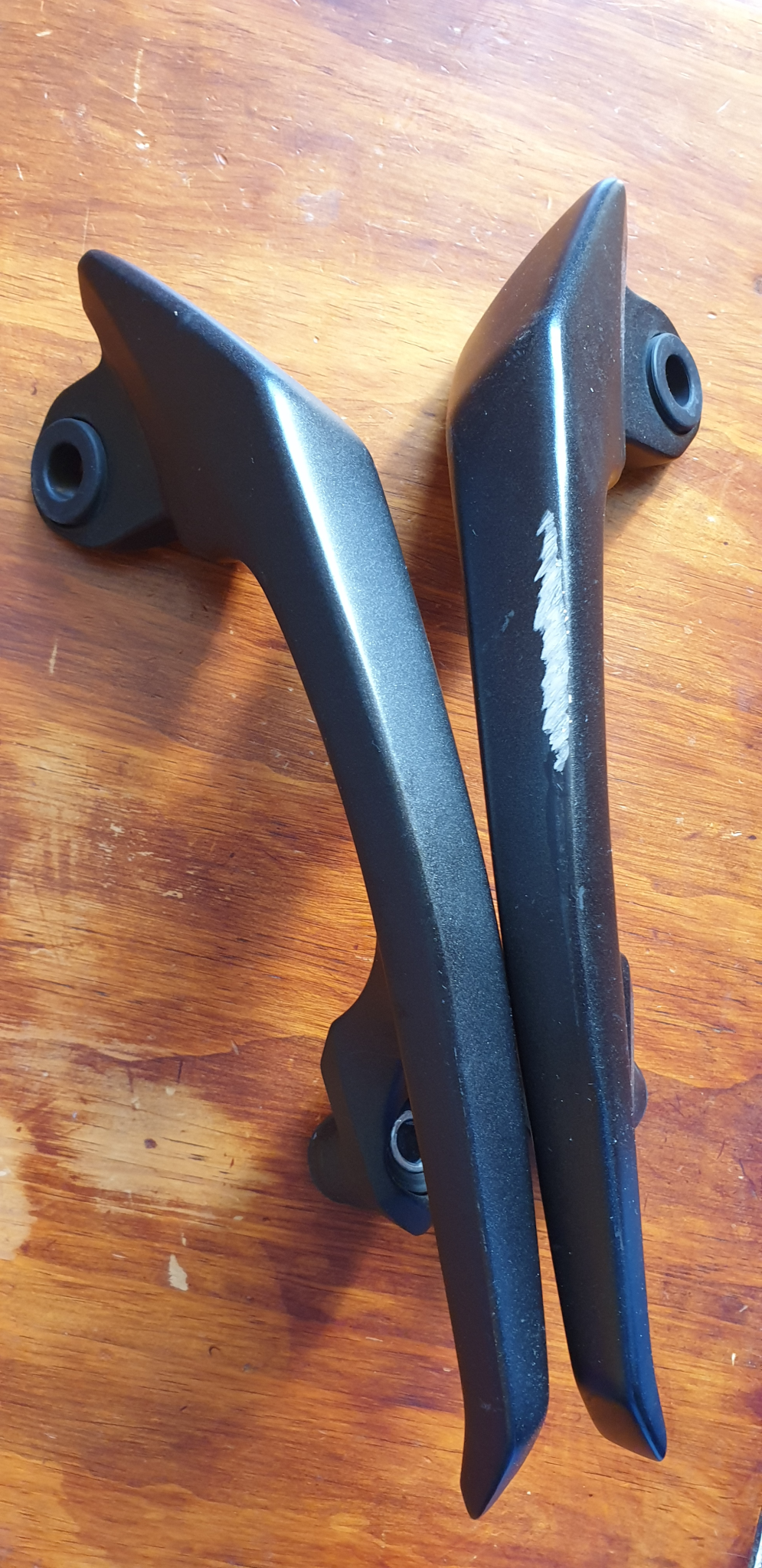 Kawasaki ER6 Ninja EX650R Factory Genuine Seat Handles