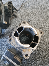 Load image into Gallery viewer, Yamaha RZ250 RD250 YPVS Cylinders Pistons and Head
