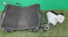 Load image into Gallery viewer, Kawasaki ZX900B ZX-9R Radiator Thermostat Reserve Tank
