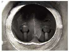 Load image into Gallery viewer, Kawasaki ZXR400 Cylinder Head Complete with Cams and Valves
